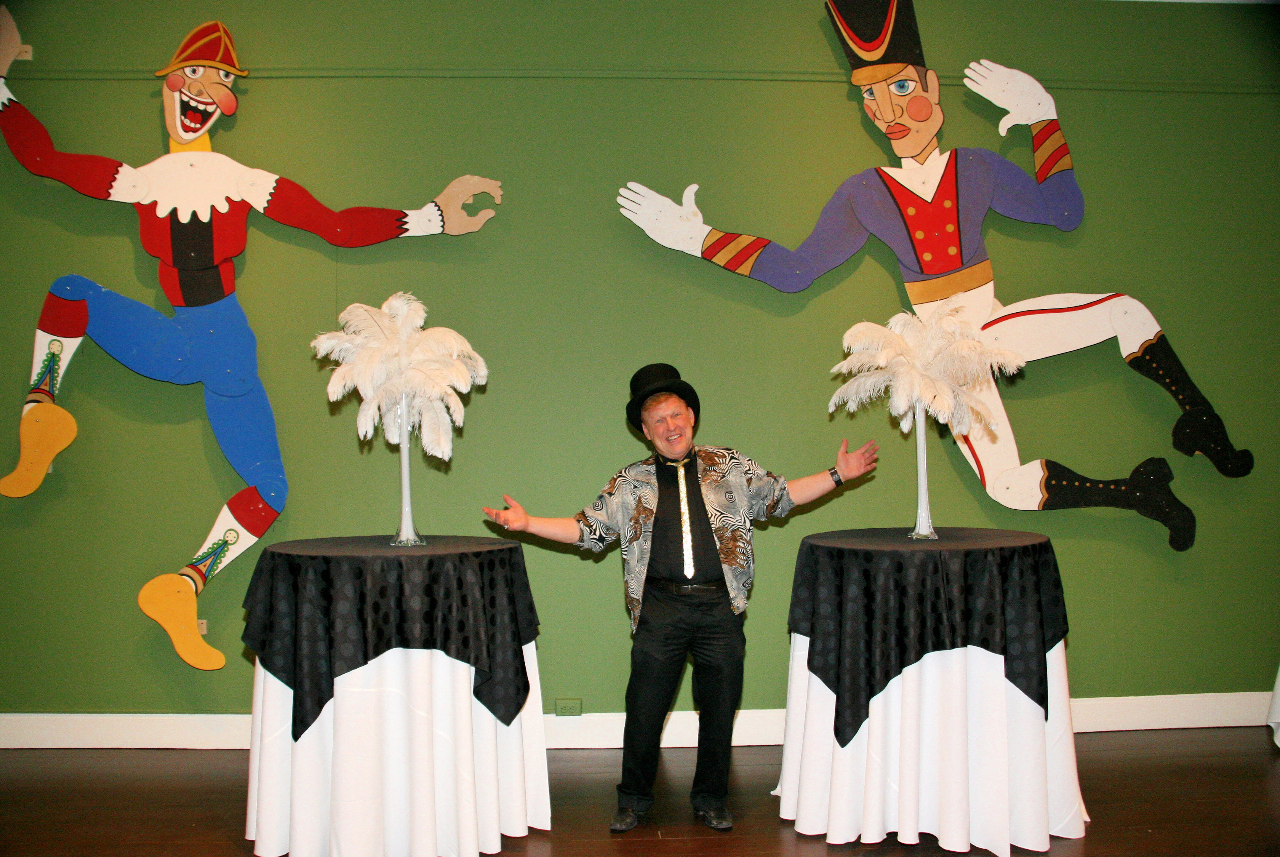 Giant Puppets